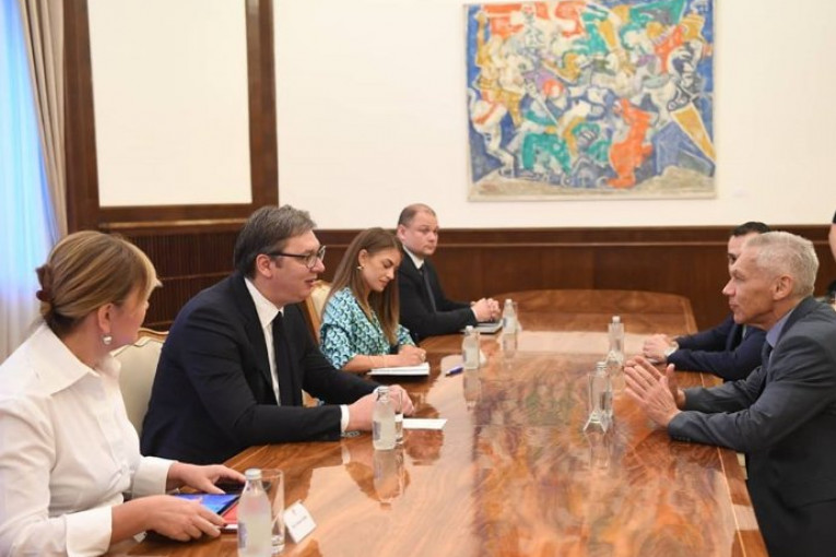 (FOTO) Vučić se sastao sa Bocan Harčenkom: Predsednik potvrdio prisustvo na Paradi pobede u Moskvi!