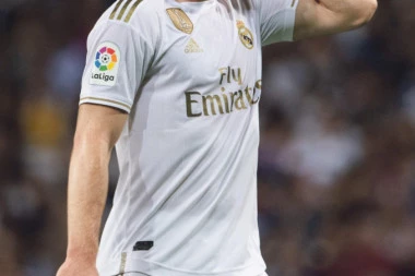 JOVIĆ ĆE IGRATI LIGU ŠAMPIONA: Englezi i Italijani ispali iz igre, Srbin dobija OGROMNU ŠANSU kod španskog velikana!