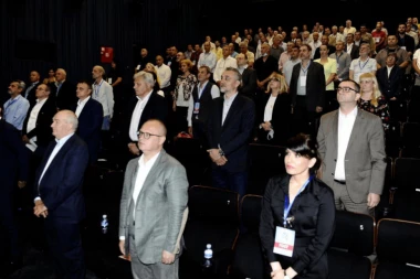 Vesić: Rad komunalnog sistema u najboljem interesu građana