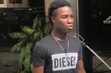 (VIDEO) Fudbaler iz Gane živeo 74 dana na aerodromu - baš kao i Tom Henks u filmu Terminal