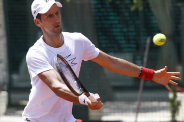 Novak u problemu: Teniseri traže njegovu smenu!