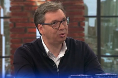 Vučić na TV Pink: Ne slušam one koji iz beogradskih kafića pametuju o Kosovu!