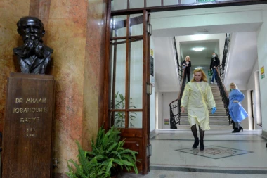 BATUT OBJAVIO NAJNOVIJE PODATKE I UPOZORENJE: Očekuje se porast broja registrovane dece sa SMETNJAMA U RAZVOJU!