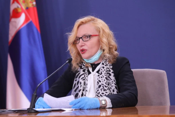 TESTIRANJE NA LIČNI ZAHTEV MORA DA SE ZAKAŽE:  Evo šta kaže direktorka Batuta zbog čega