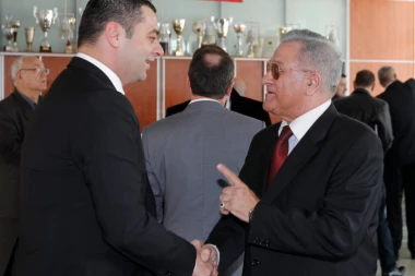 Popularni Živa analizirao derbi a dotakao se i starleta: U moje vreme se u svlačionici čitao “Oče naš”, folirantkinje se drndaju celu noć sa igračima