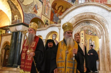 SVEŠTENICI POSTAVILI ULTIMATUM REŽIMU U PODGORICI: Krajnji rok za odgovor vlade 12. jul!