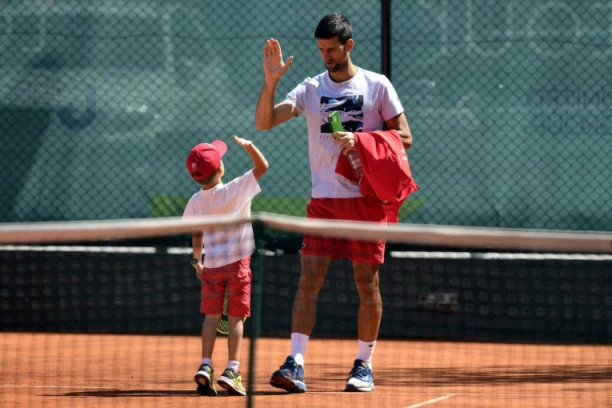 Krv nije voda: Đoković junior na putu da pomuti slavu svog oca!