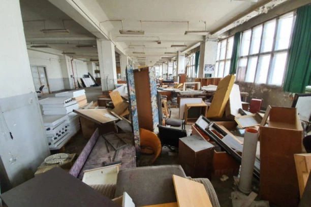 Grad zatvara zgradu BIGZ