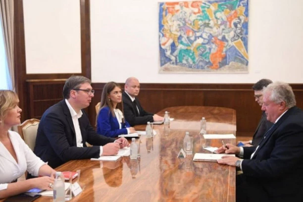 (FOTO) Predsednik se sastao sa ambasadorom Belorusije: Saradnja dve zemlje na najvišem nivou!