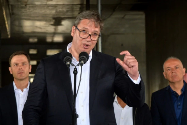 Vučić o tekstu Njujork tajmsa: Još nisam čuo da me nazivaju ratnim zločincem, želim da verujem da je to greška