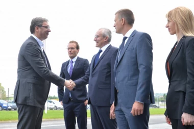 Vučić na otvaranju fabrike Forvek: Ovo je dan koji pravi razliku