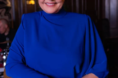 PRIZNAĆU MRKI DA VOLIM NJEGOVU ŽENU: Mlađi gospodin odlepio za Bekutom, ČINI SVE DA JE OSVOJI, DA ŽIVI KO KRALJICA!