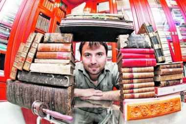 Pisma koja će promeniti sliku o kralju Milanu: Pij vodu sa dva izvora!