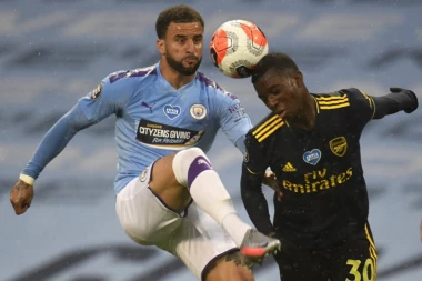 (VIDEO) Košmarno veče Davida Luiza: Siti rutinski sa Arsenalom, jeziva povreda Garsije!