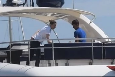 Okružen ličnim obezbeđenjem i policijom: Novak u Zadru ima privatnog kuvara i svoju plažu