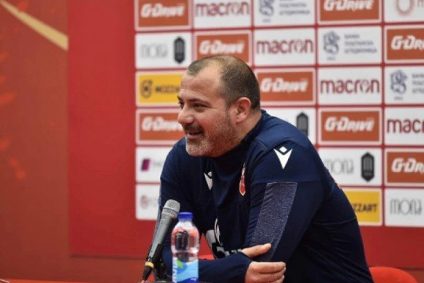 PROMENA U MINUT DO 12: Oglasio se Stanković pred Ararat!