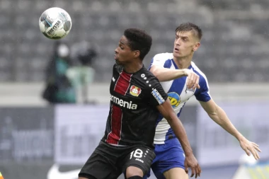 REMI PO UKUSU BAJERNA: Bez pobednika u Leverkuzenu!