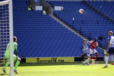 Arsenal ponovo razočarao: Brajton u 95. minutu šokirao "tobdžije"!