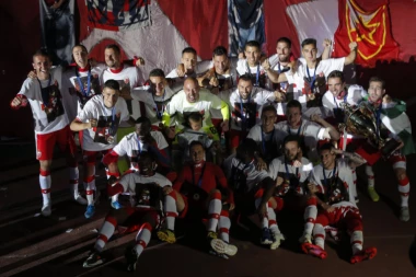 Psi laju, vetar nosi: Crveno-bela fešta može da počne - Zvezda overila 31. titulu šampiona protiv Proletera i nastavila dominaciju!