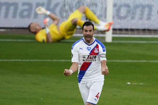 PONIŽAVANJE: Milivojevićev Palas RAZBIO Banetov Vest Bromvič!