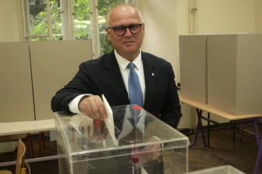 Goran Vesić: Nakon 28 godina vlasti DS i njenih otpadnika, Stari Grad će voditi istu politiku kao i Beograd