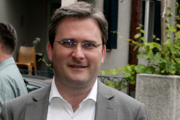 ROŠTILJ NAKON POSTA: Nikola Selaković objavio fotografiju - nigde kao u Srbiji