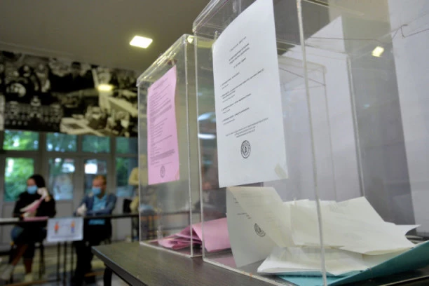 U PONEDELJAK SEDNICA DIJALOGA O IZBORNIM USLOVIMA: Prisustvuje i predsednik Vučić!