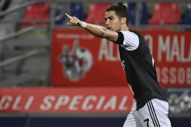 Dovoljno im jedno poluvreme: Poker Juventusa, titula sve bliža!