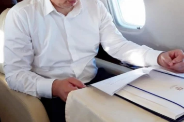 (FOTO) Vučić sleteo u Moskvu: Evo kako se predsednik Srbije pripremao za važan sastanak