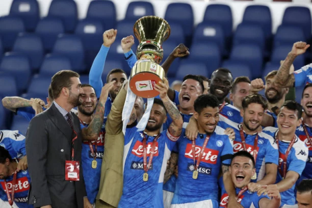ITALIJA GORI: Napoli žestoko odrešio kesu i doveo pojačanje vredno 50.000.000 evra!