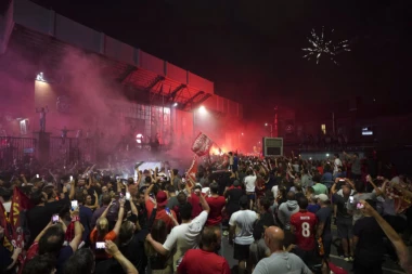 Liverpulu preti kazna: Evo šta bi moglo da se dogodi ako ne prestanu lude proslave po gradu