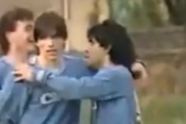 (FOTO) Bio je član zlatne generacije Napolija, danas živi kao beskućnik i jedva preživljava