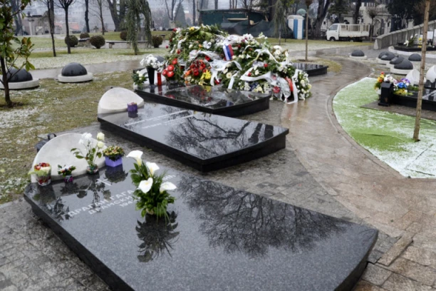 U ALEJI ZASLUŽNIH GRAĐANA OSTALO JOŠ SAMO 19 MESTA: Ko tu može da bude sahranjen a ko ne