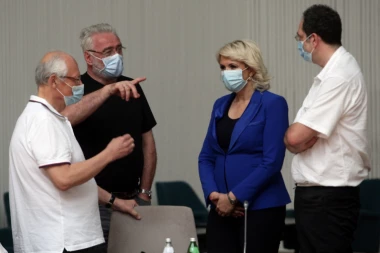 (VIDEO) KRIZNI ŠTAB PORUČIO: Vratite se u Srbiju do PETKA, od tada stupa na snagu novi REŽIM! Evo šta on podrazumeva