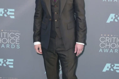 Zvezda Holivuda prešla u pravoslavlje: Snimak o Kosovu ostavlja bez daha!