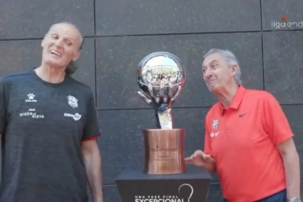 (VIDEO) Kad se sastanu Srbin i Crnogorac u borbi za titulu: Pešić poručio Ivanoviću - "Dodirni trofej, posle"...