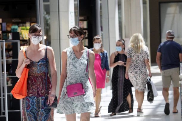 SAZNAJEMO: USKORO NOVO UBLAŽAVANJE MERA! Evo šta će da radi duže, i gde mogu da se održavaju sportski događaji