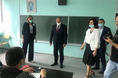 Novine za sve školarce! Od septembra u klupe na svake dve nedelje