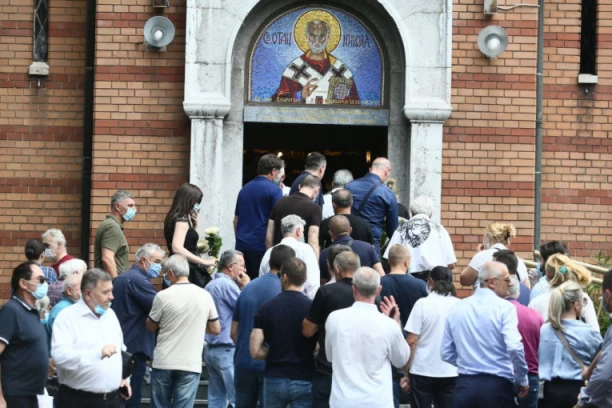 BROJ SAHRANA U OKTOBRU VEĆI ZA ČAK 77 ODSTO! Na zakazivanje pogreba čeka se danima!