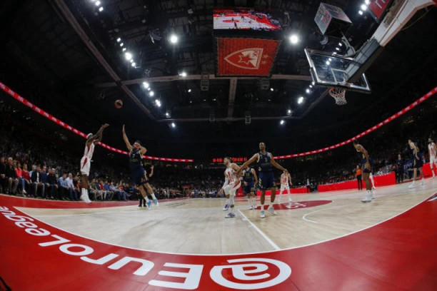 Zvezda sprema "bombu" – stiže novi Amerikanac?