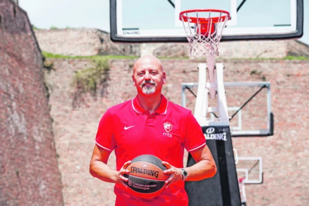 ZVEZDA PUTUJE U TURSKU: Obradović i Davidovac EUFORIČNI