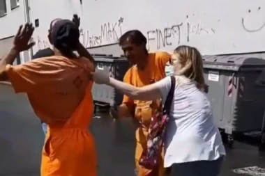 (VIDEO) Žena napala komunalce u centru Beograda
