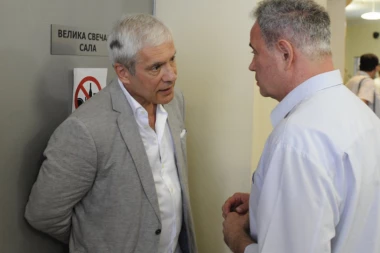 PLJUŠTE UVREDE I PONIŽAVANJA! Nastavlja se rat Lutovca i Tadića