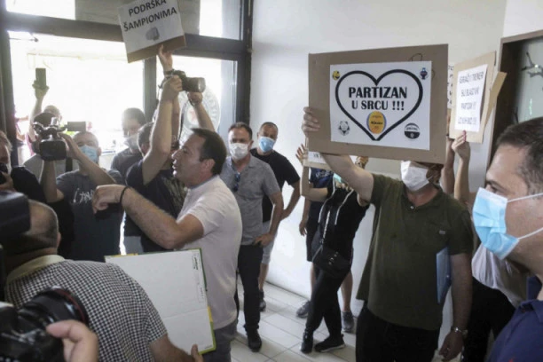 Oglasilo se Sportsko društvo Partizana: Vanredna Skupština vaterpolo kluba je nepohodna!