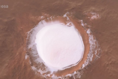 NAUČNICI DOŠLO DO NOVOG SAZNANJA: Pronađeni novi dokaz o postojanju vode u tečnom stanju ispod Marsove ledene kape
