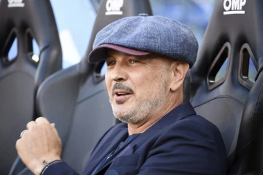 VRATIO SE STARI MIHA: Srbin isključen, pa svima zapušio usta!