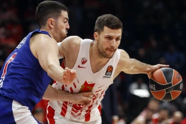 (FOTO) ŠAKOTA MU JE VEROVAO: Crveno-beli POTPISALI pojačanje za Evroligu!