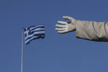 ZAKON KOJI JE UZBURKAO DUHOVE: Grčki parlament pred istorijskom odlukom koja će imati dalekosežne posledice!