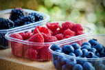 BORBA ZA ZDRAVLJE: Francuska zabranjuje plastičnu ambalažu za voće i povrće