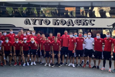 ZMAJEVI KRENULI PUT VRNJAČKE BANJE: Nova baza fudbalera Voždovca za letnje pripreme!